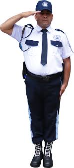 Guardia con uniforme blanco